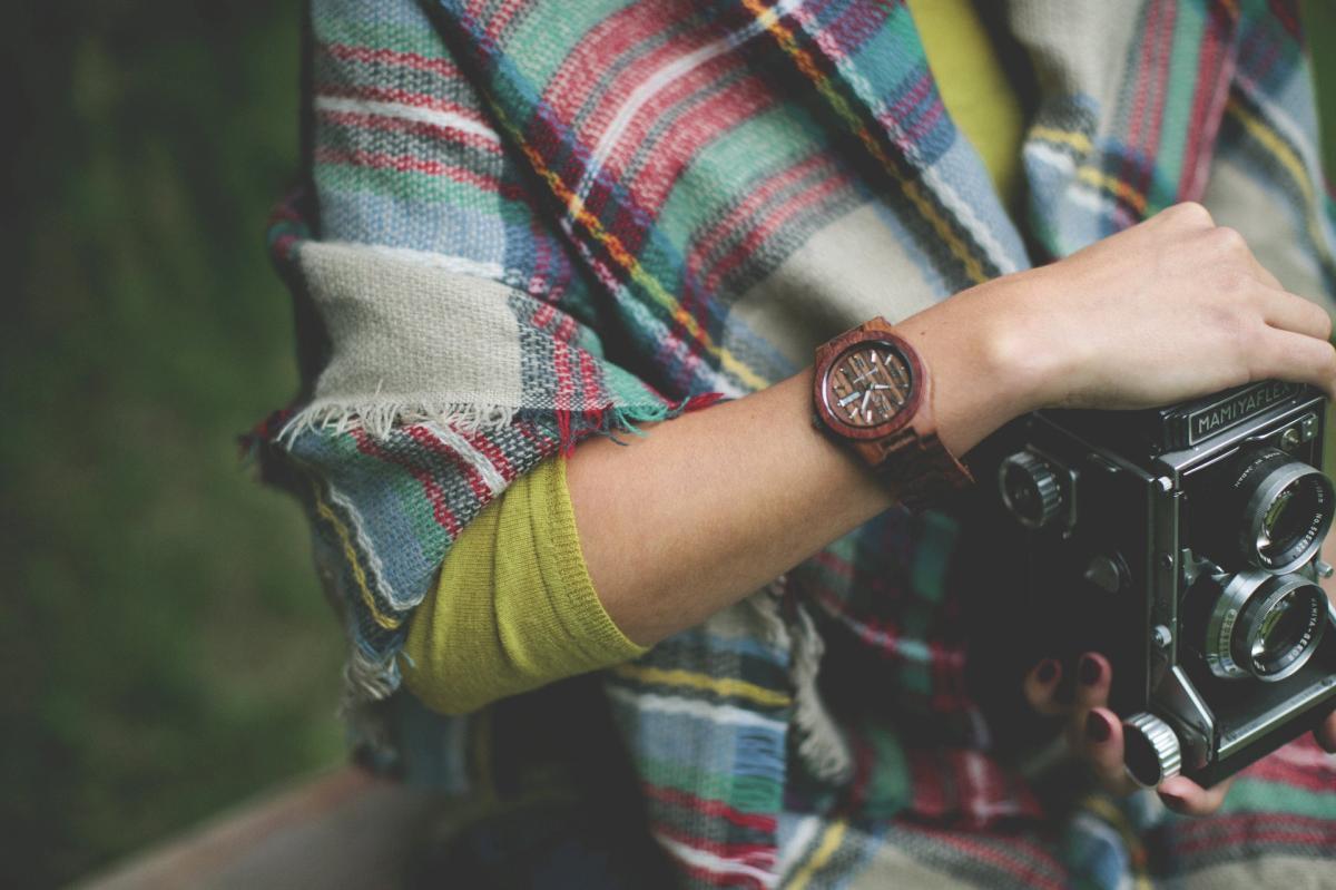 womens and mens wood wrist watch