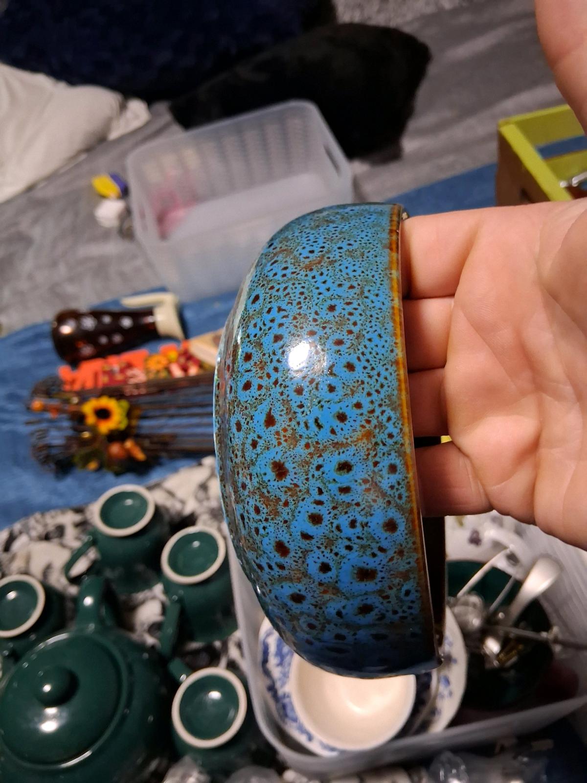 teapots and kitchen accessories