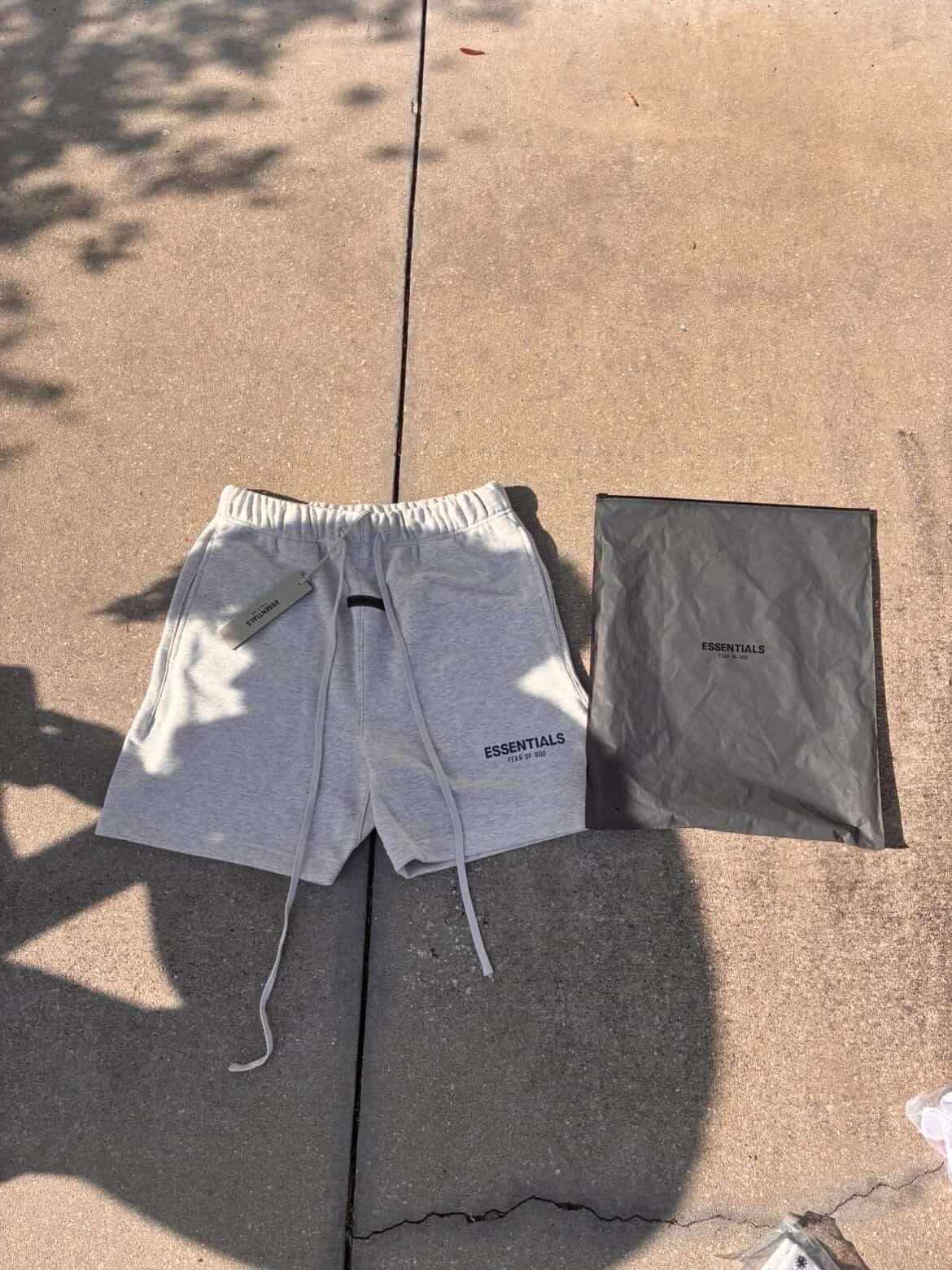 essential shorts