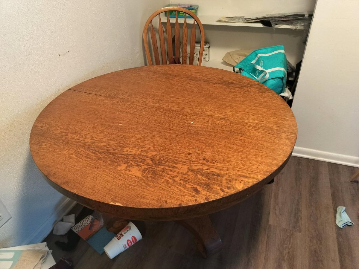 dinner room table