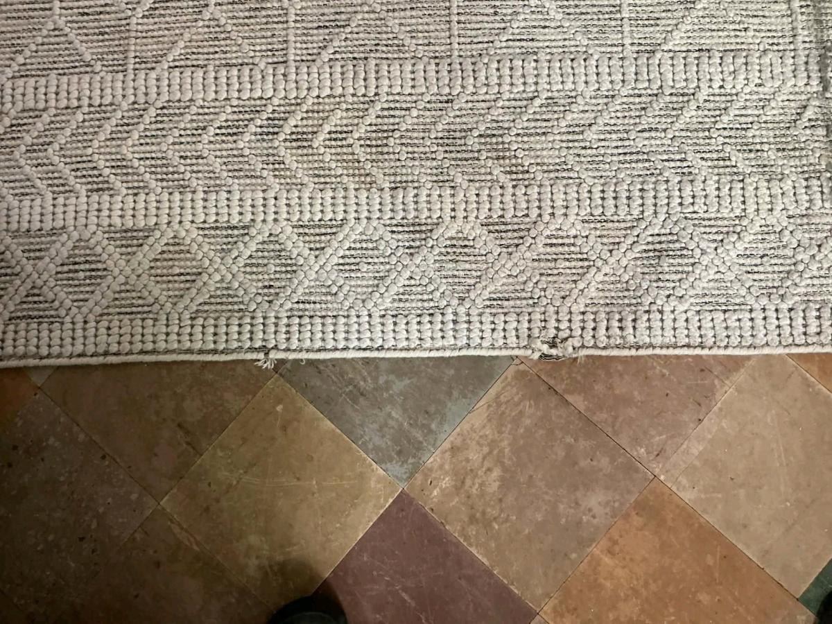 Brand New Livabliss Hygge 9x12 Wool Rug  Factory Damage on E