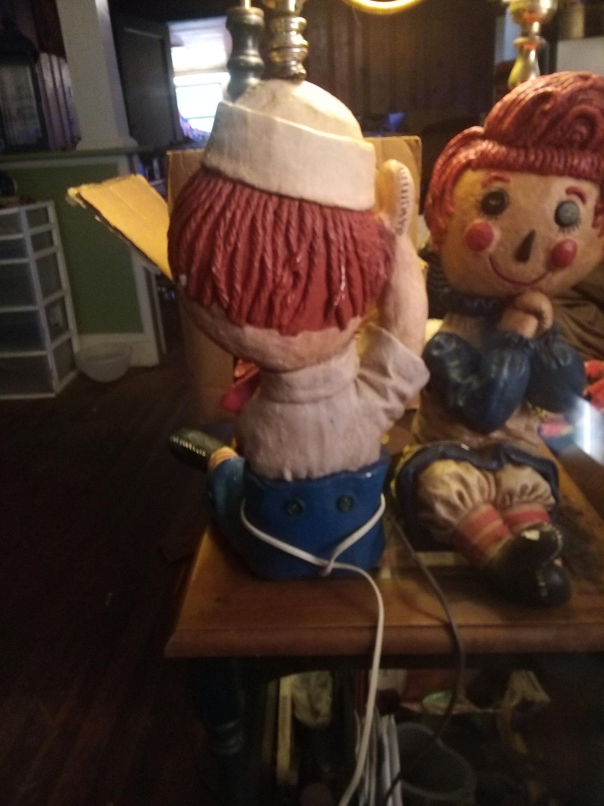 raggedy ann and Andy lamp