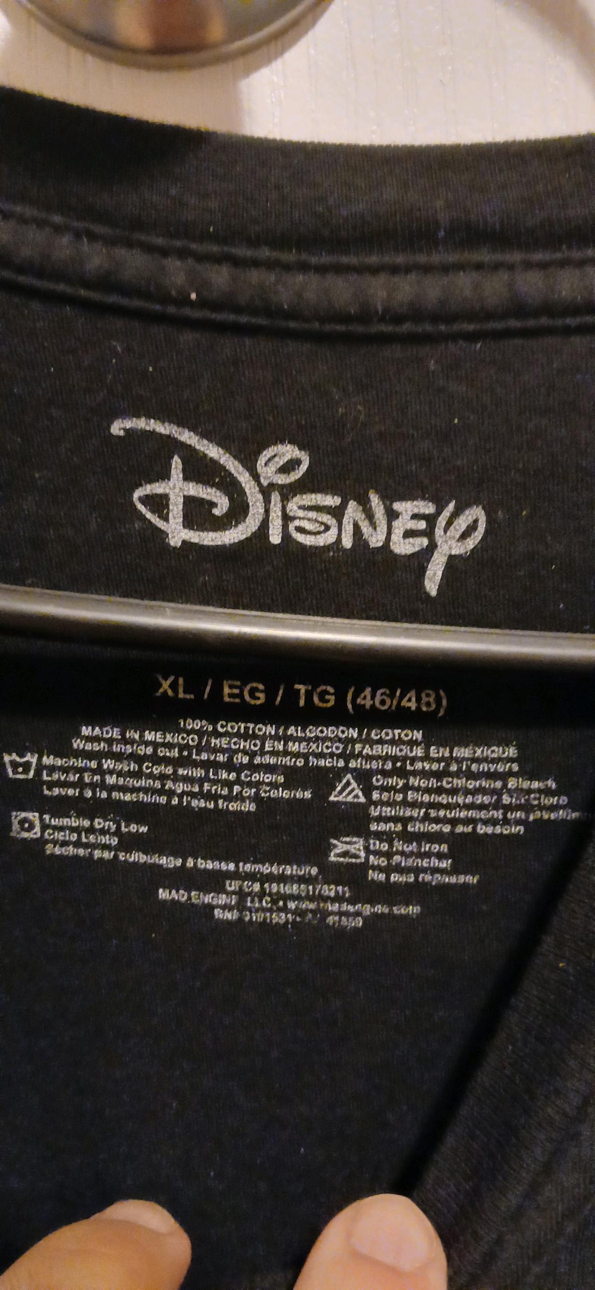 Disney mickey mouse moon gazing tshirt size xl