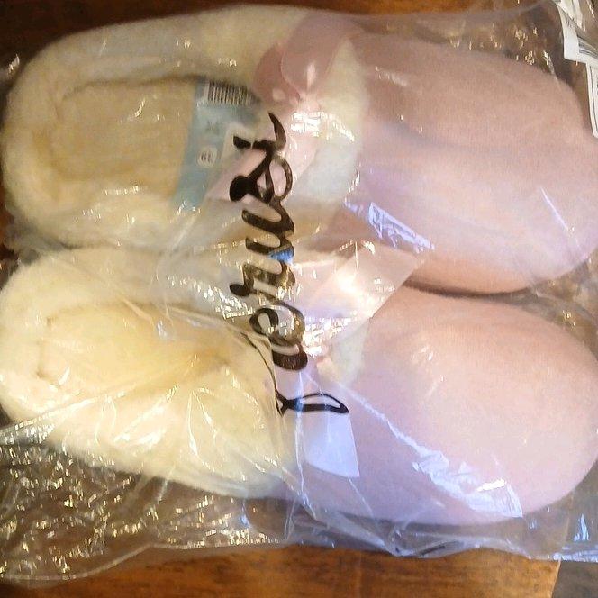 aerusi pink slippers