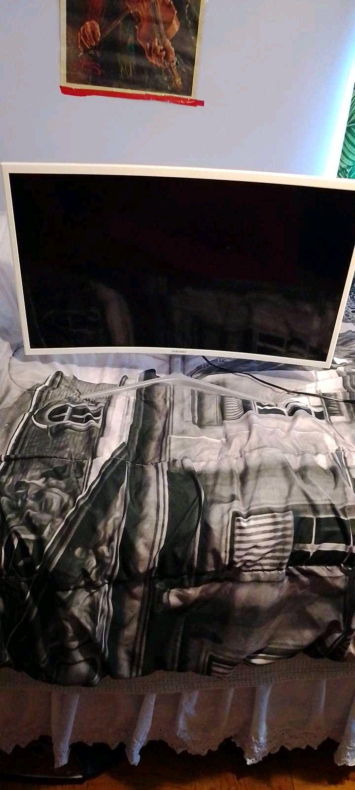 Samsung Computer Monitor