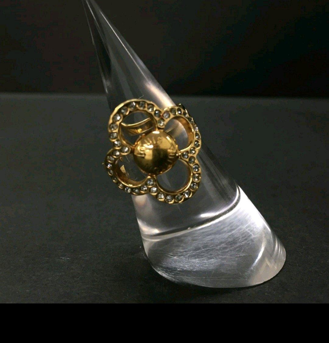 Louis Vuitton Ring Authentication