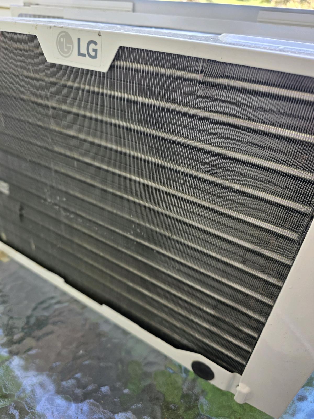 LG Adjustable Width Window Air Conditioner Unit