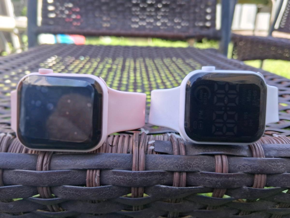 Set of two Ladies Fashionable Watches