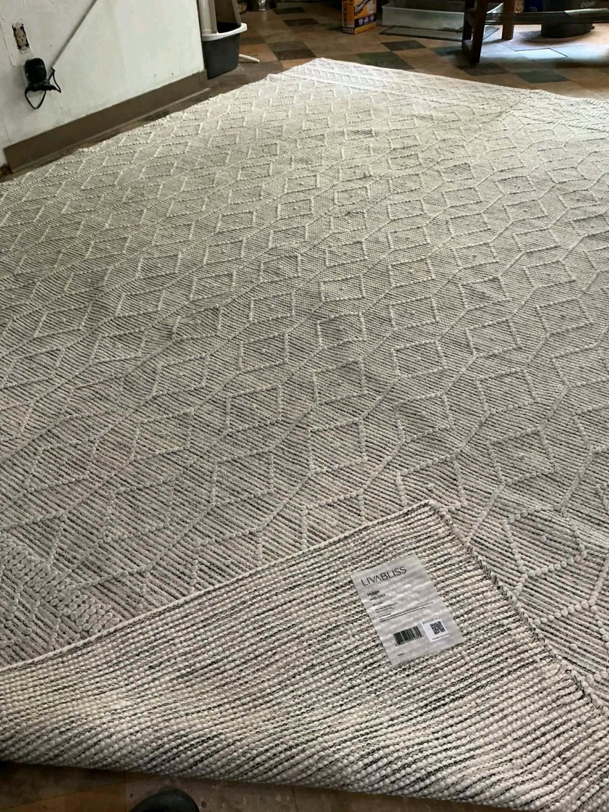 Brand New Livabliss Hygge 9x12 Wool Rug  Factory Damage on E