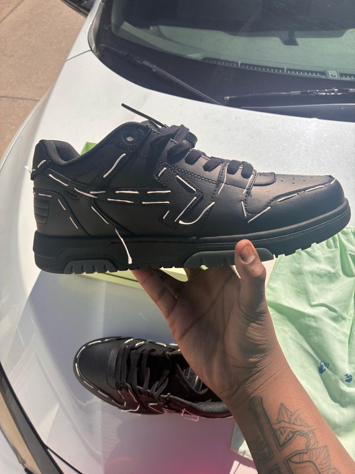 off white straitoral stitch