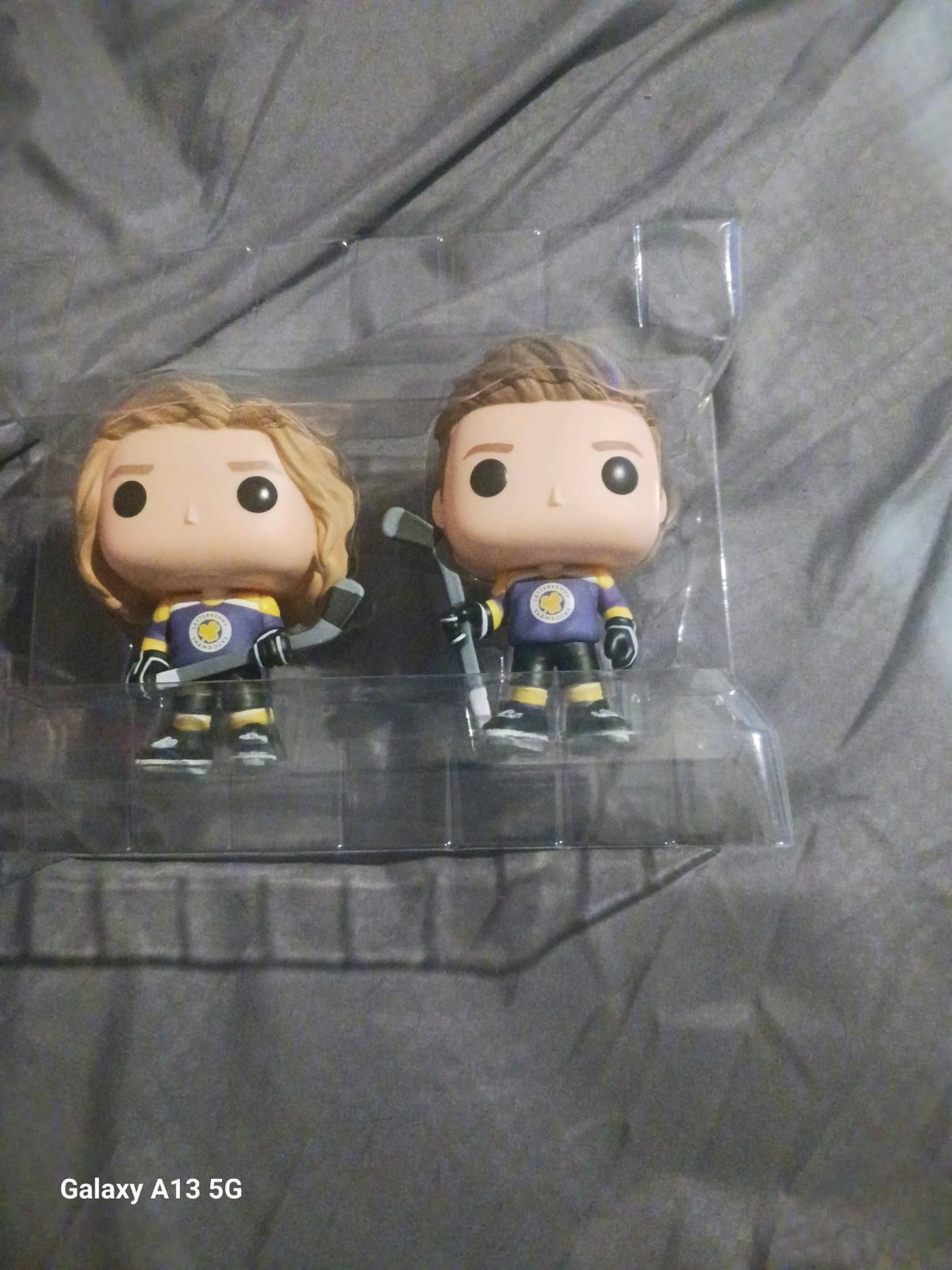 Funko Pop Reilly  and Jonesy set