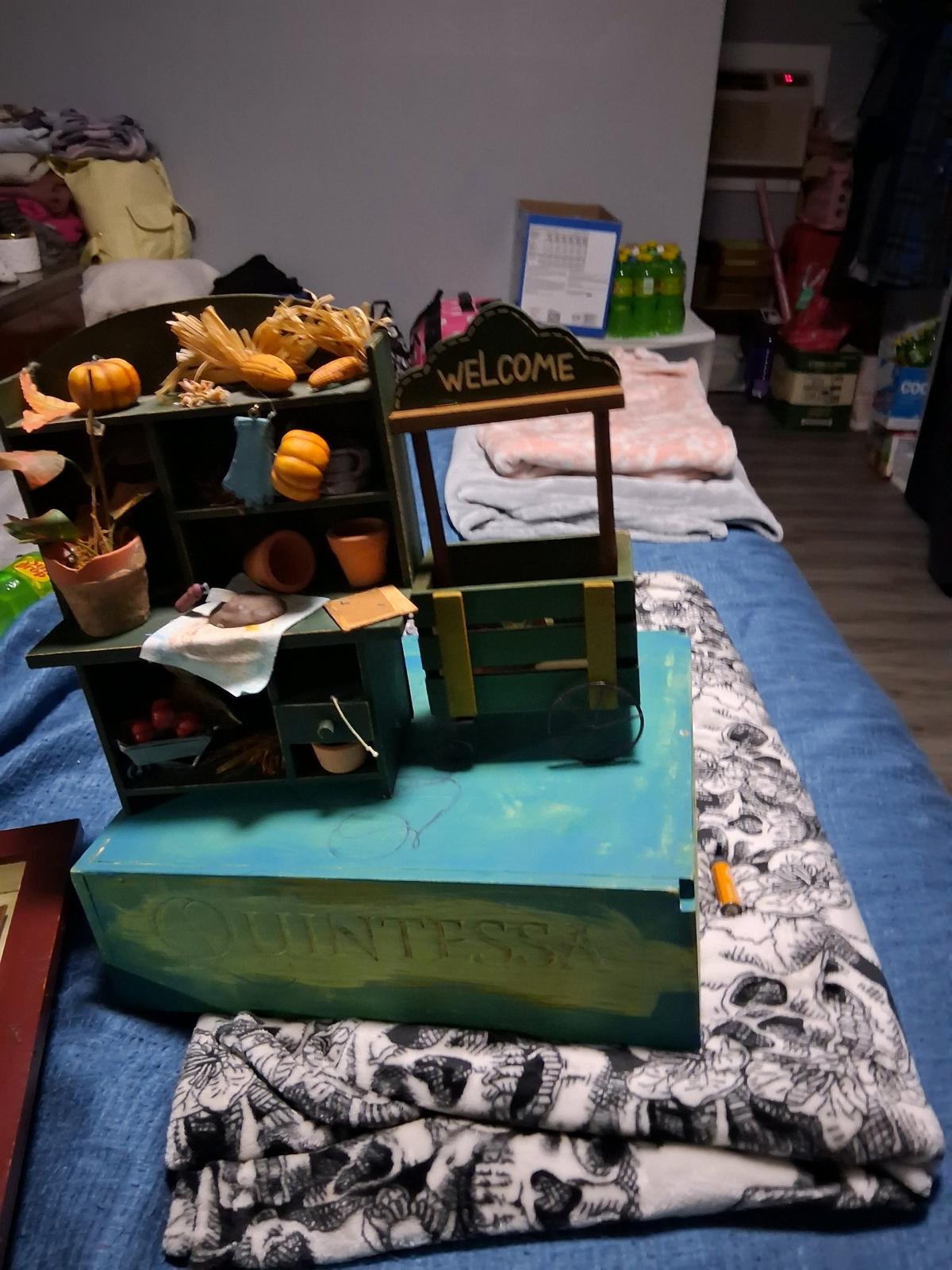 vintage teapots and cookware