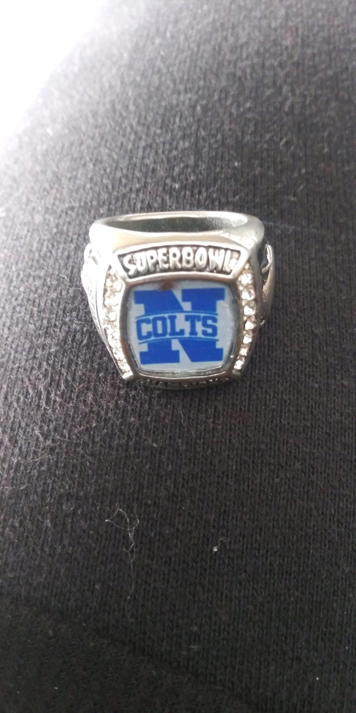 Indianapolis Colts Super Bowl commemorative ring