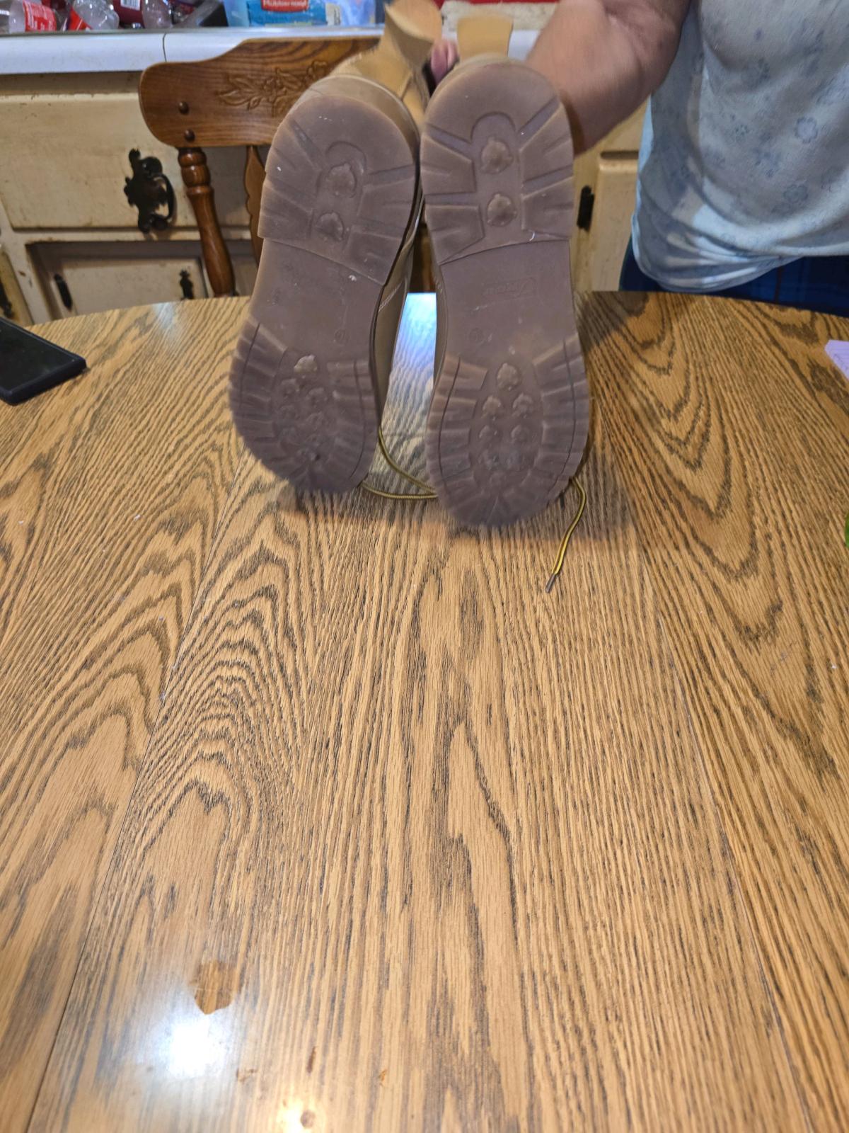 mens tan work boots size 10
