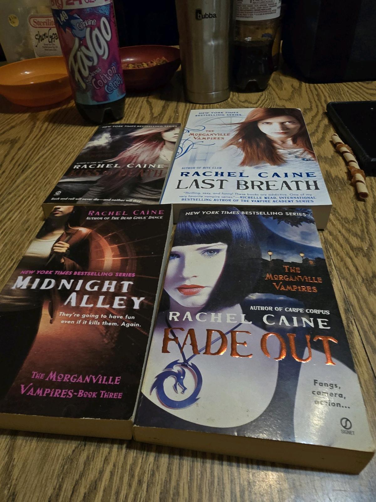 The rachel caine the morganville vampire book series