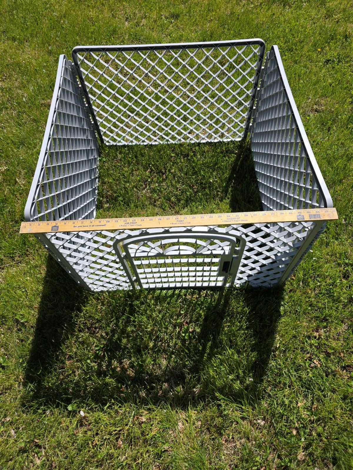 3x3 Plastic Small Dog Play Pen With Door