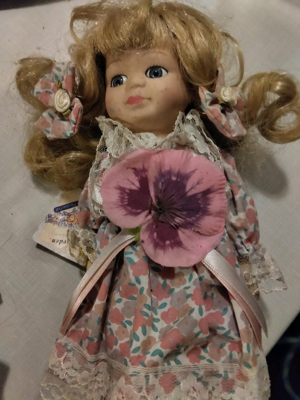 antique porcelain dolls