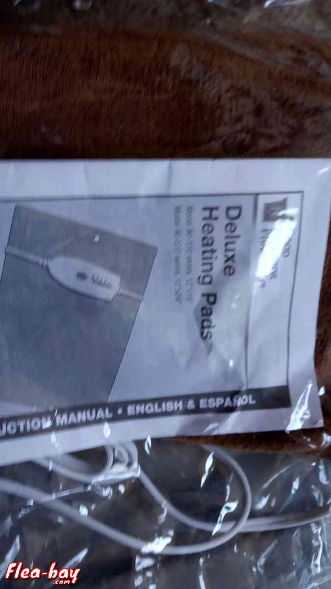 Brandnew adjustable electric heating pads. - Philadelphia, Pennsylvania - FleaMarketBay