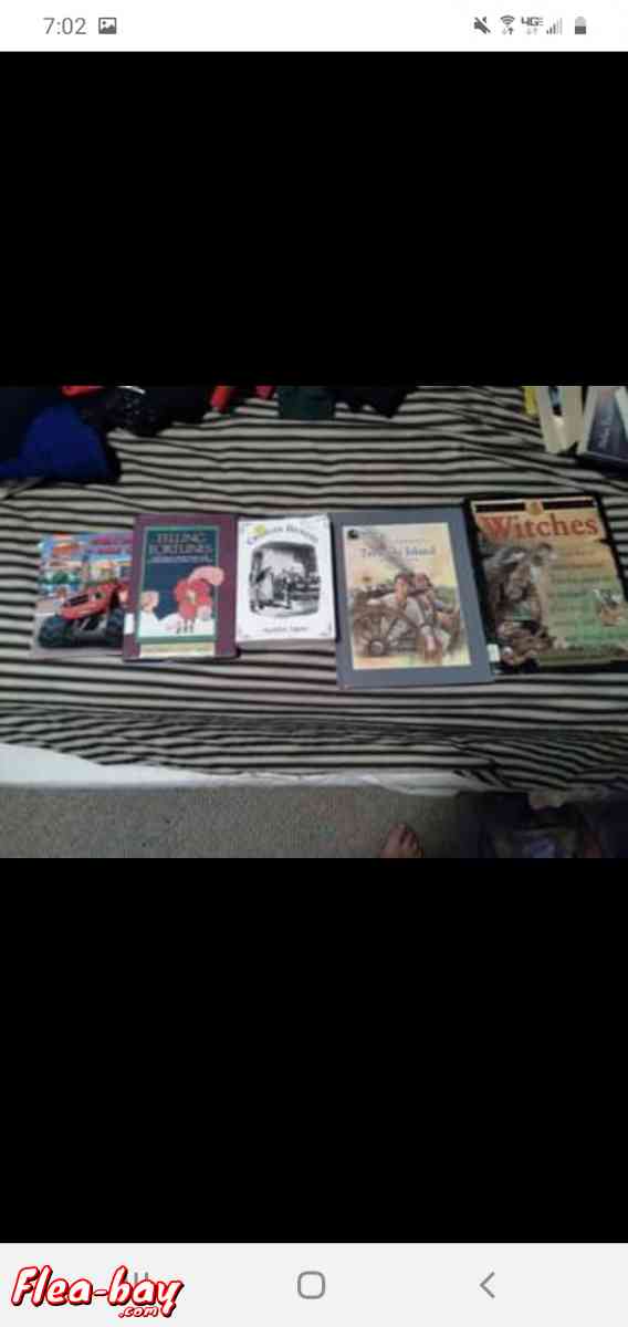 27 books - New London, Wisconsin - FleaMarketBay