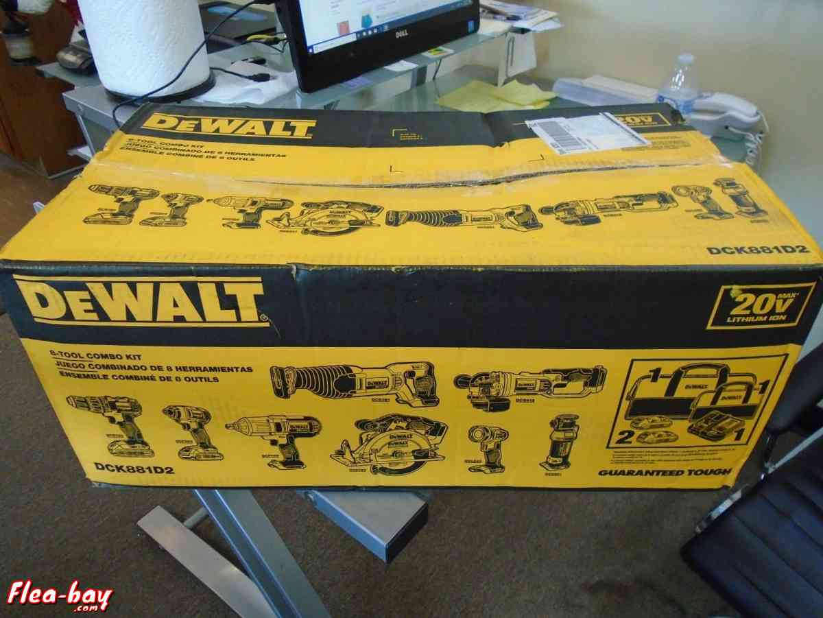 8 piece dewalt set brandnew