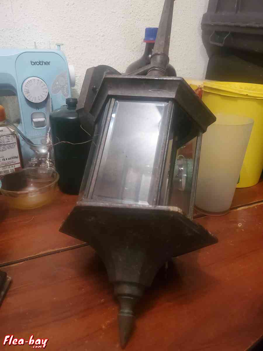 Outdoor lamp light fixtures - Honolulu, Hawaii - FleaMarketBay