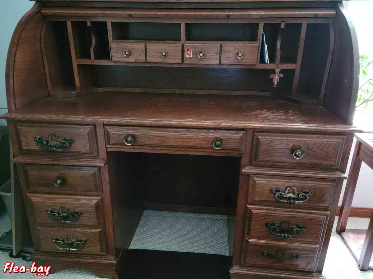 roll top desk - Brunswick, Ohio - FleaMarketBay