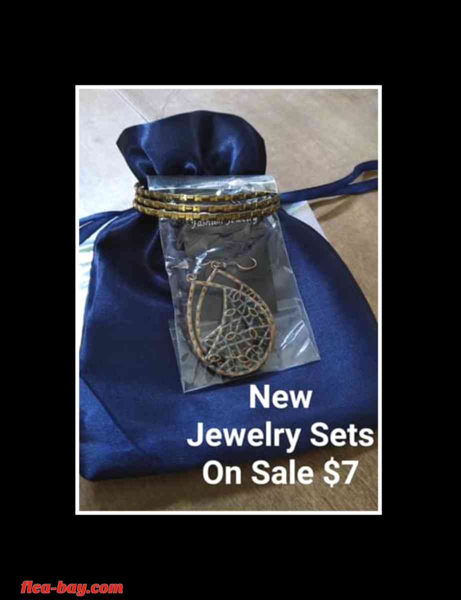 4pc Jewelry Set *New - Remington, Indiana