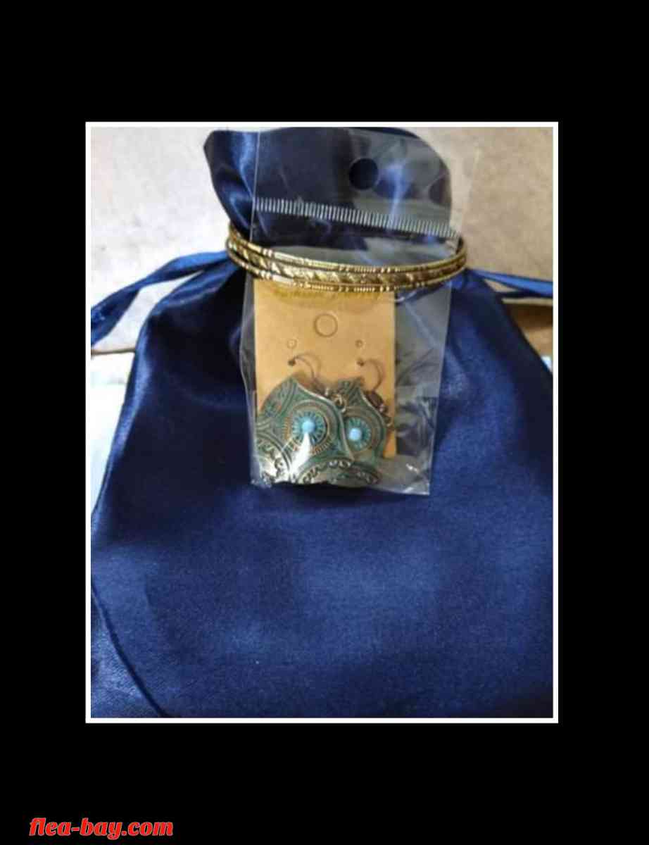 4pc Jewelry Set - Remington, Indiana