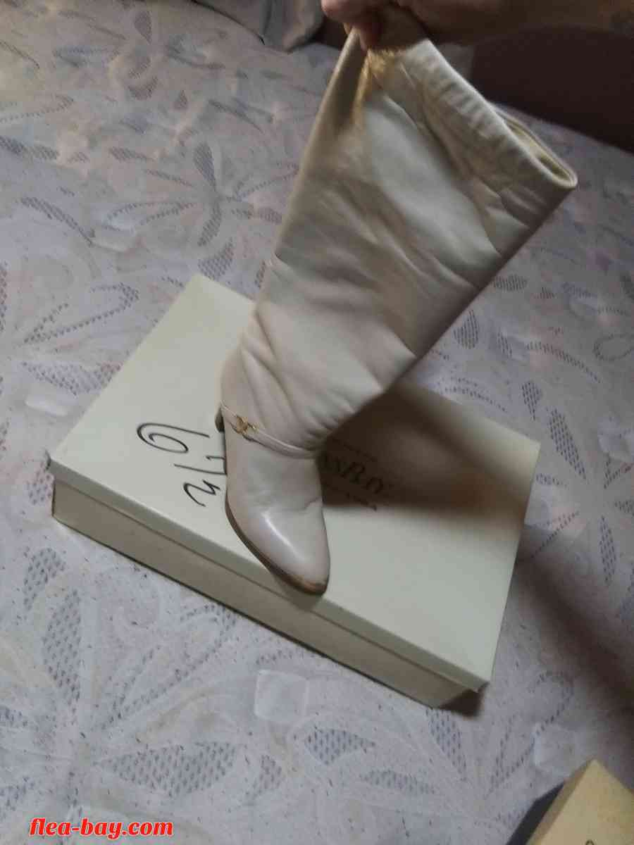 cute boots - Fortson, Georgia - FleaMarketBay