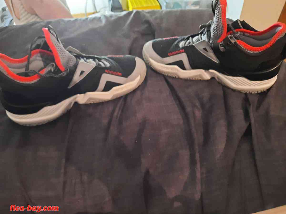 Men's Jordans size 8 - Clarion, Pennsylvania - FleaMarketBay