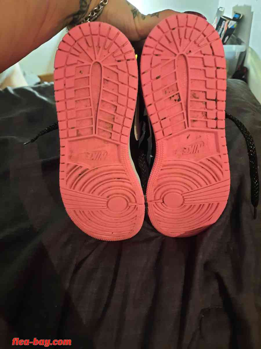 Ladies Jordan's sneakers - Clarion, Pennsylvania - FleaMarketBay