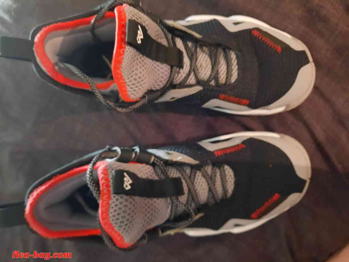 Men's Jordans size 8 - Clarion, Pennsylvania - FleaMarketBay