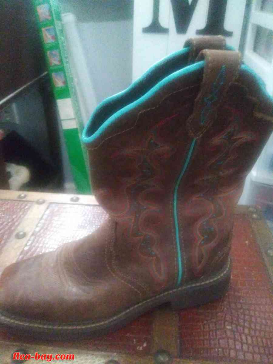 Justin Square Toe Boots