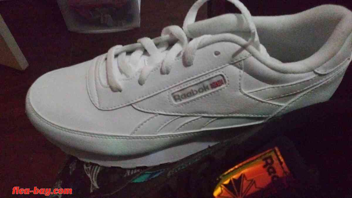 Womens Shoes - Acworth, Georgia - FleaMarketBay