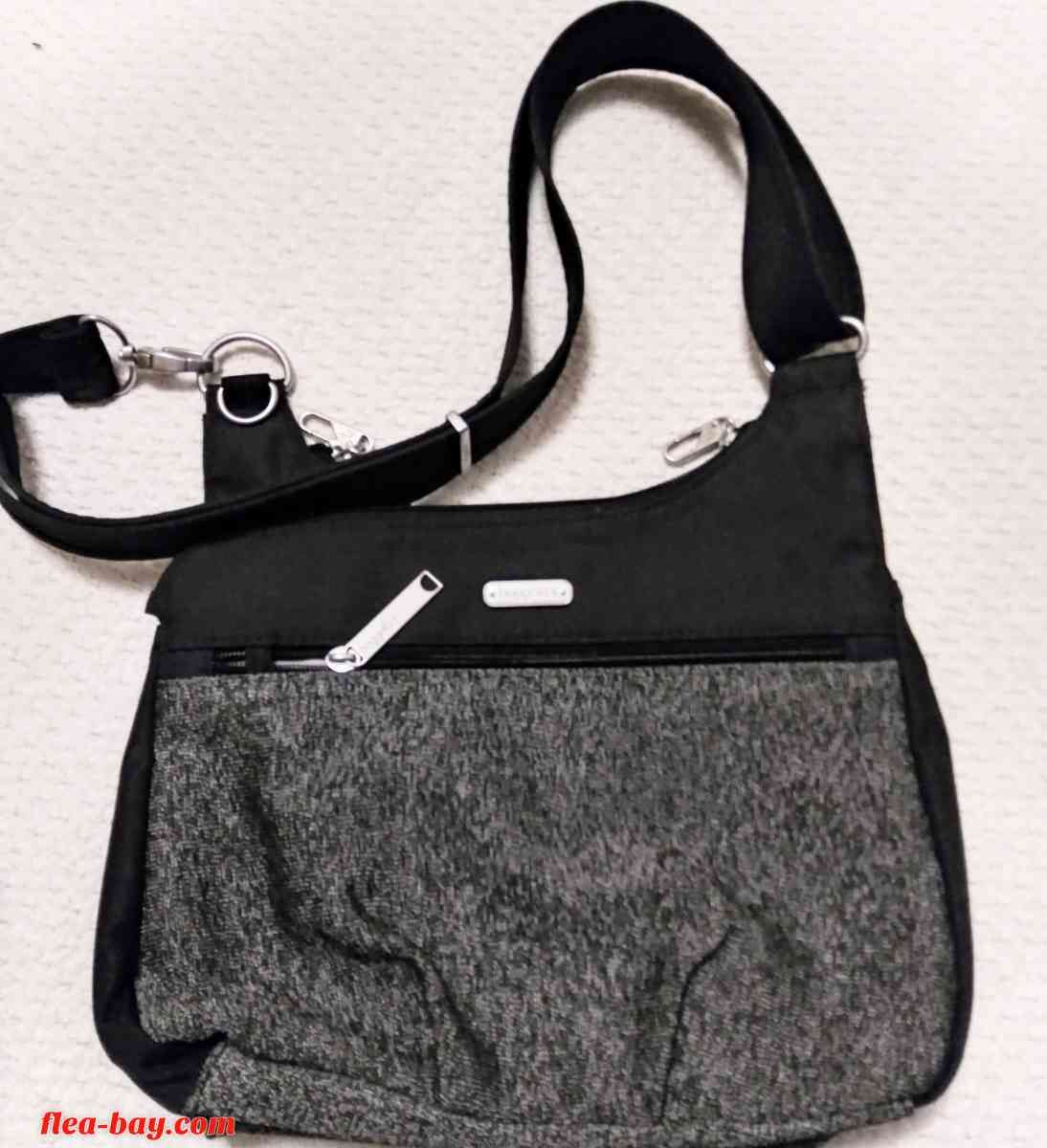 Baggallini Shoulder Bag NWOT - North Adams, Massachusetts