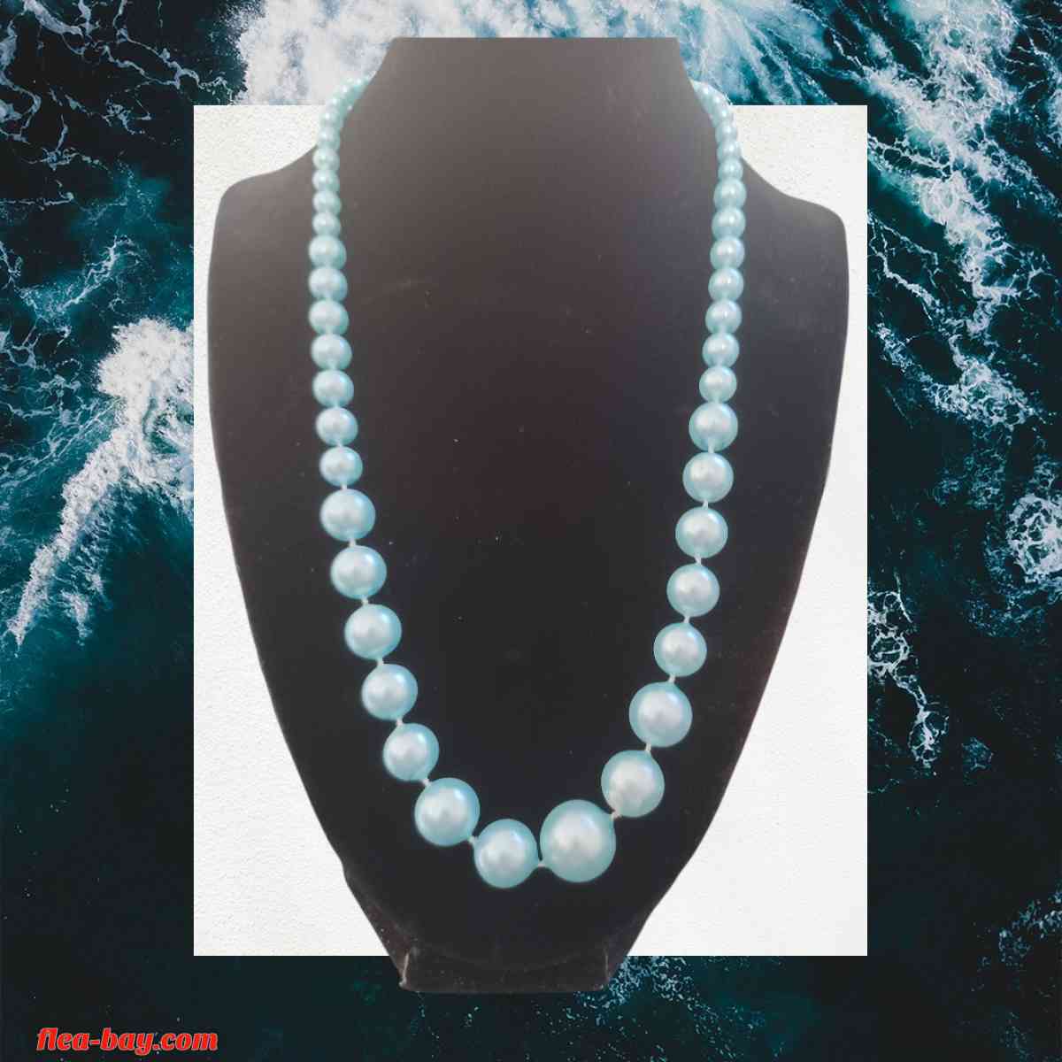 blue beaded necklace - Advance, Indiana - FleaMarketBay