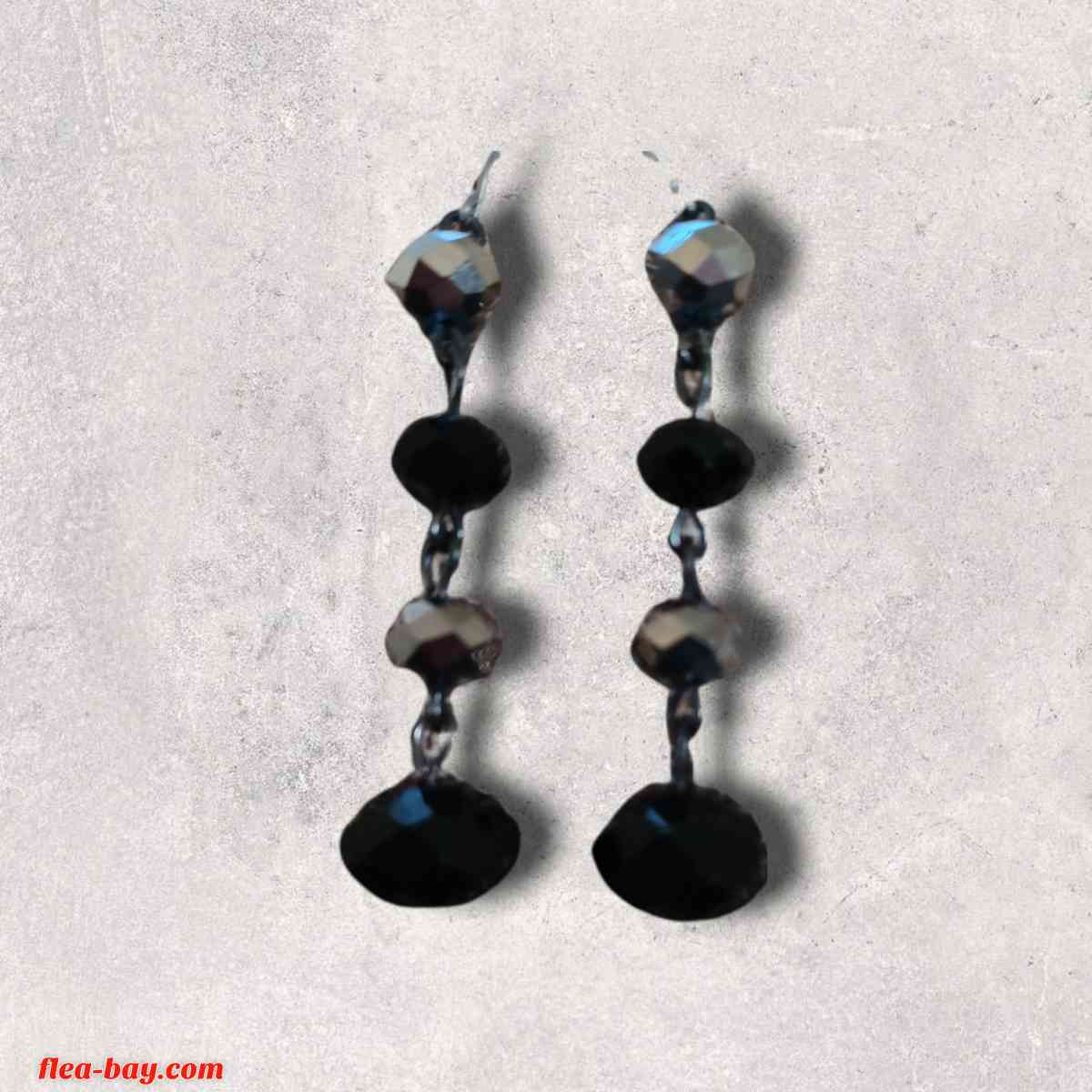 Black grey earrings - Indianapolis, Indiana - FleaMarketBay