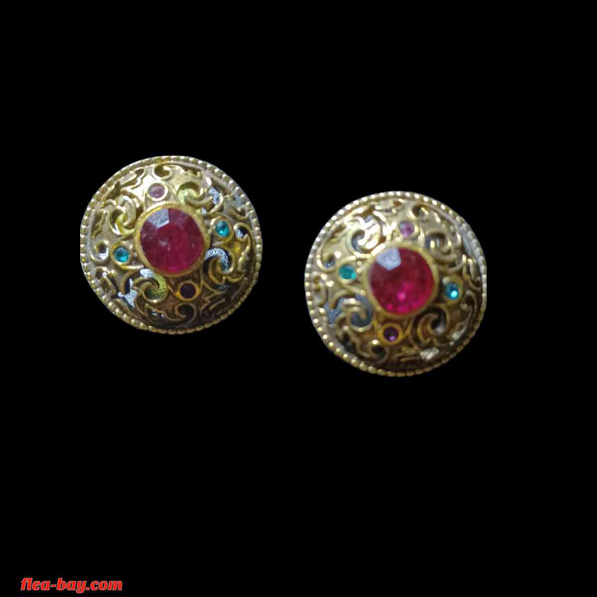 gold tone earrings - Indianapolis, Indiana - FleaMarketBay