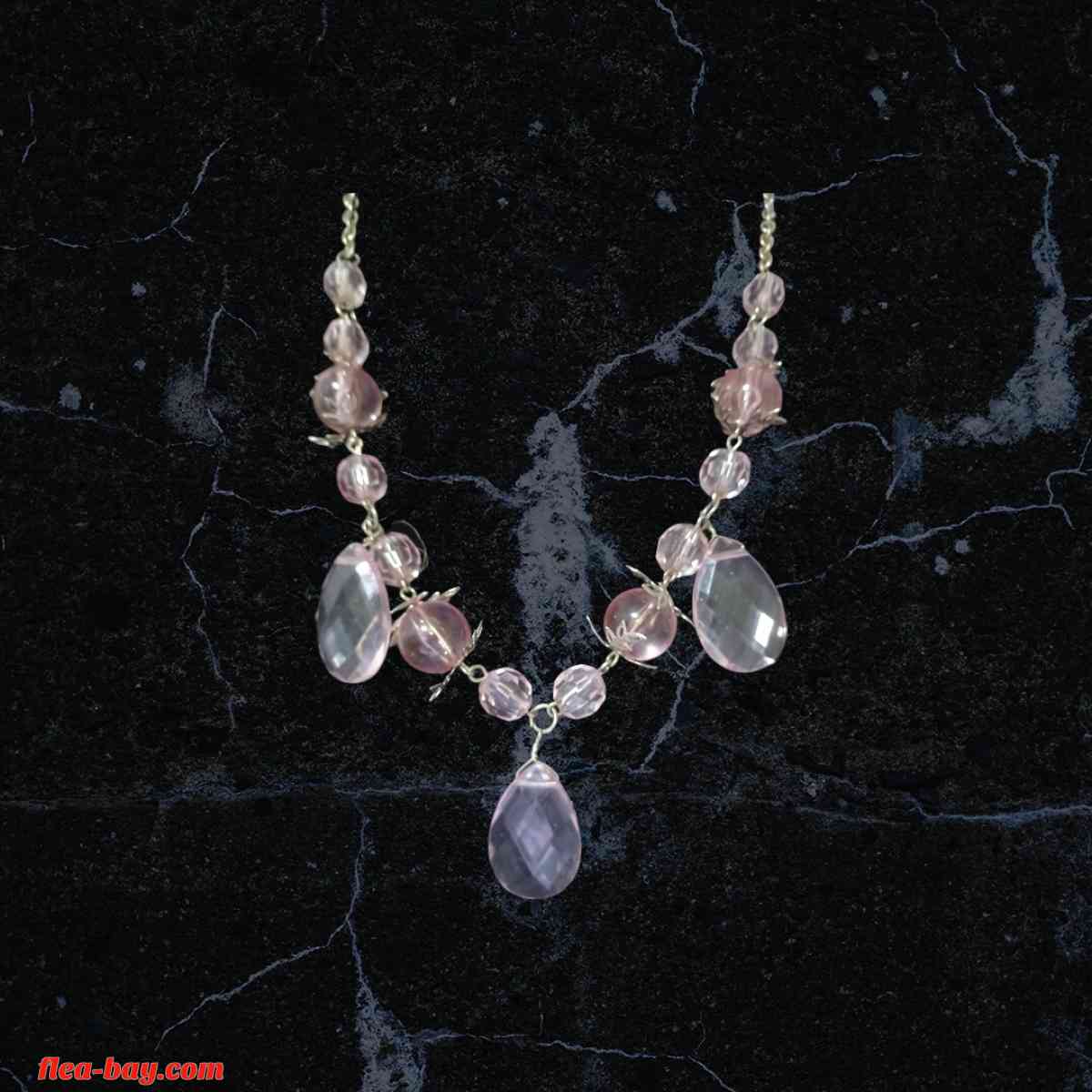 Pink clear necklace - Indianapolis, Indiana - FleaMarketBay