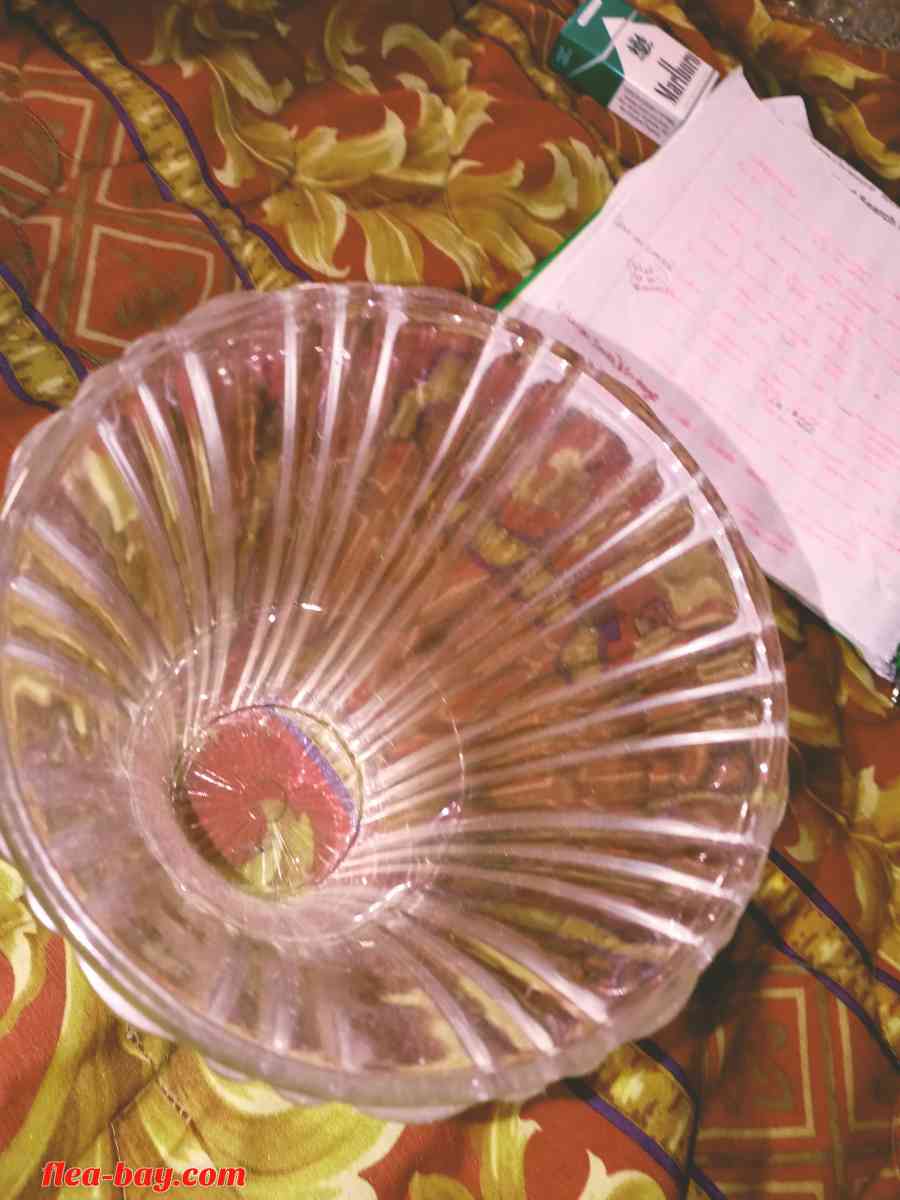 Nice Vase - Lancaster, South Carolina - FleaMarketBay