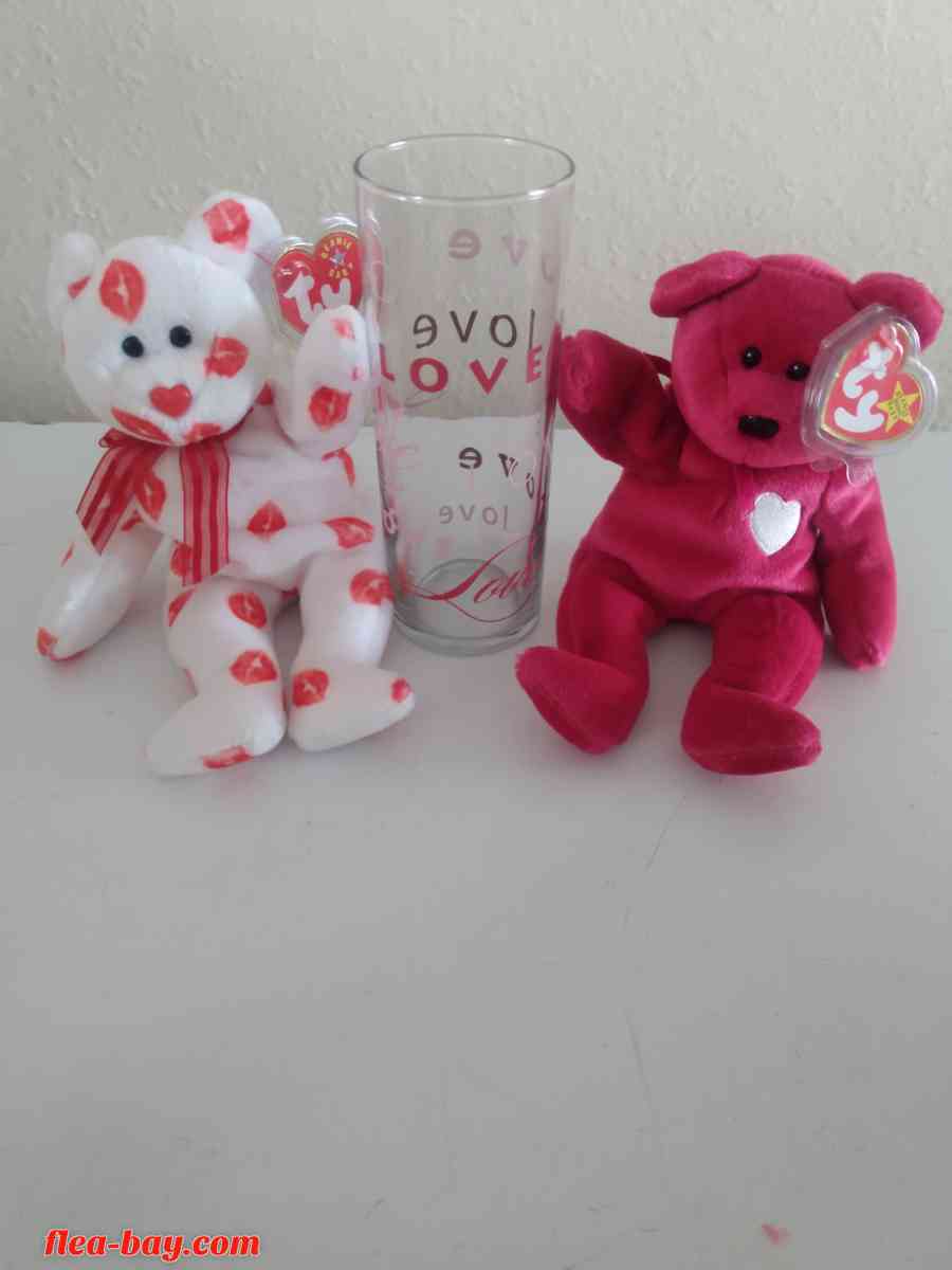 Valentine's beanie babys with flower vase - Wahpeton, North Dakota - FleaMarketBay
