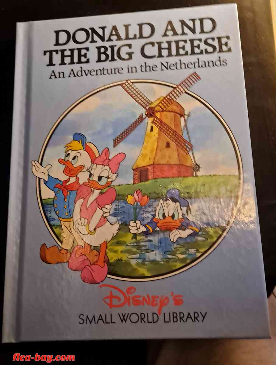 Disney's small world library books, set of 4 - Sheboygan, Wisconsin - FleaMarketBay