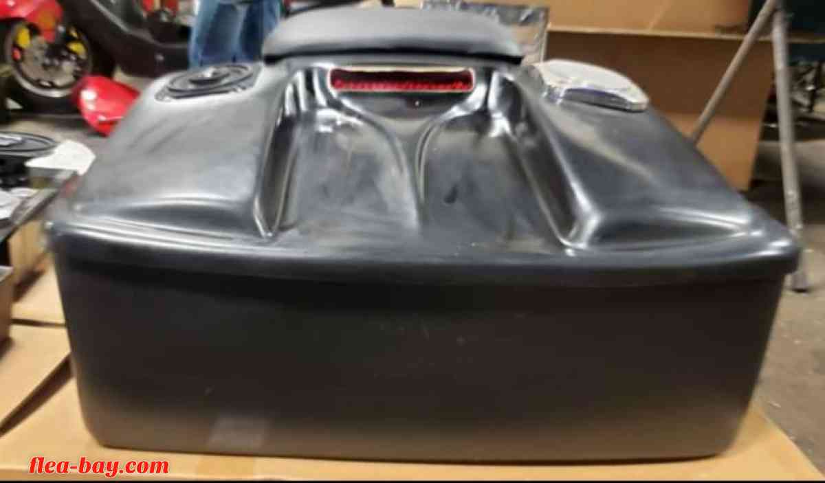 Harley Davidson fiberglass touring pack - Indianapolis, Indiana - FleaMarketBay