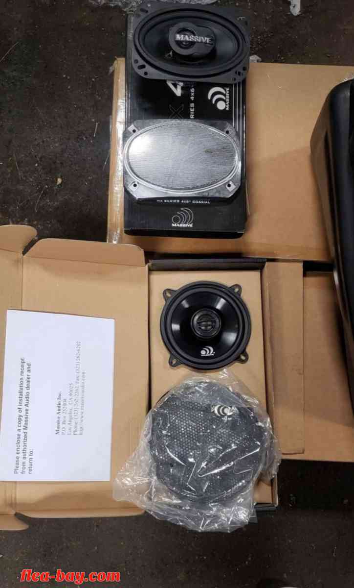 Harley Davidson fiberglass touring pack - Indianapolis, Indiana - FleaMarketBay