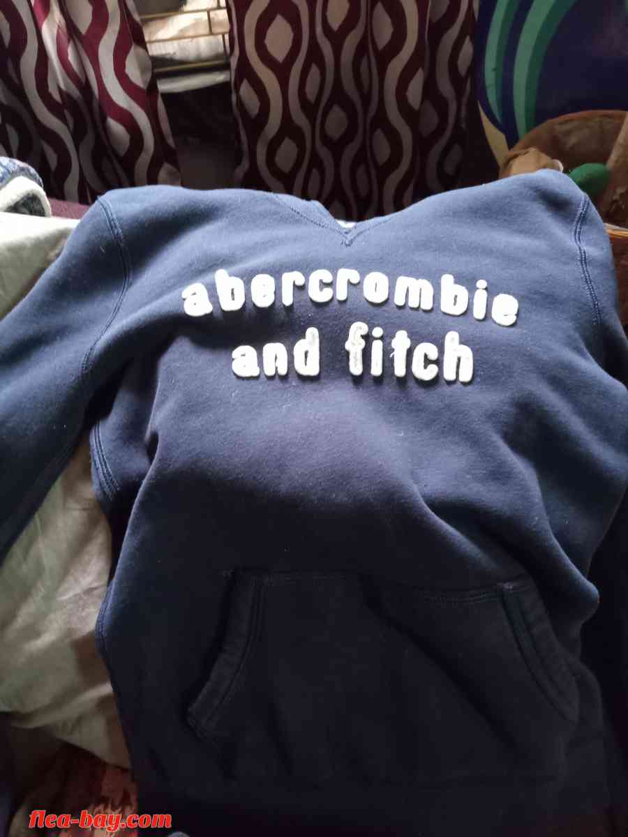 hoodies - Decatur, Illinois - FleaMarketBay
