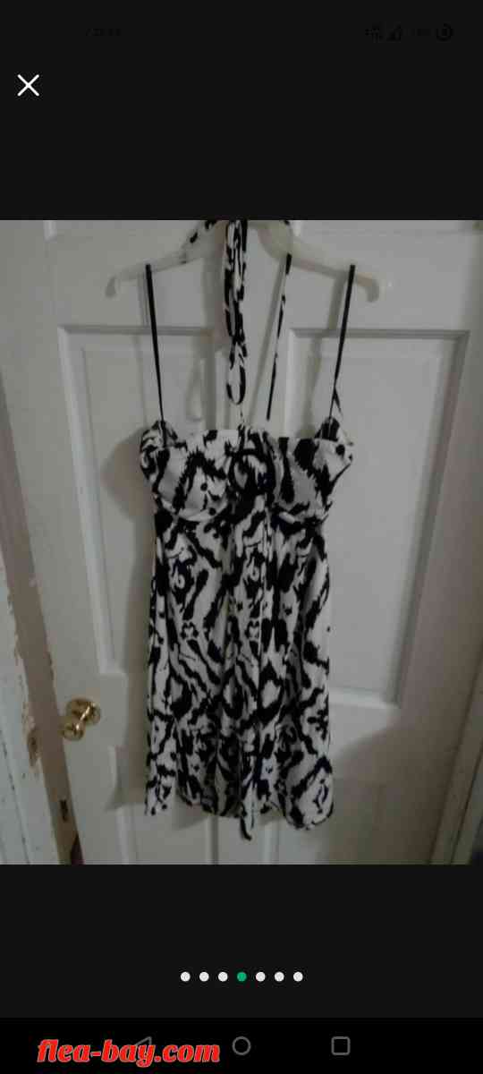 Dresses All Large Or XXL But Fits Like Large Or XL - Essington, Pennsylvania - FleaMarketBay