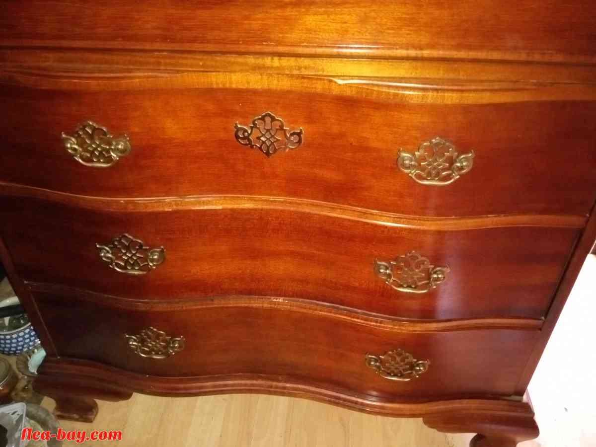 vintage brown wood secretary desk with hutchet - El Cajon, California - FleaMarketBay