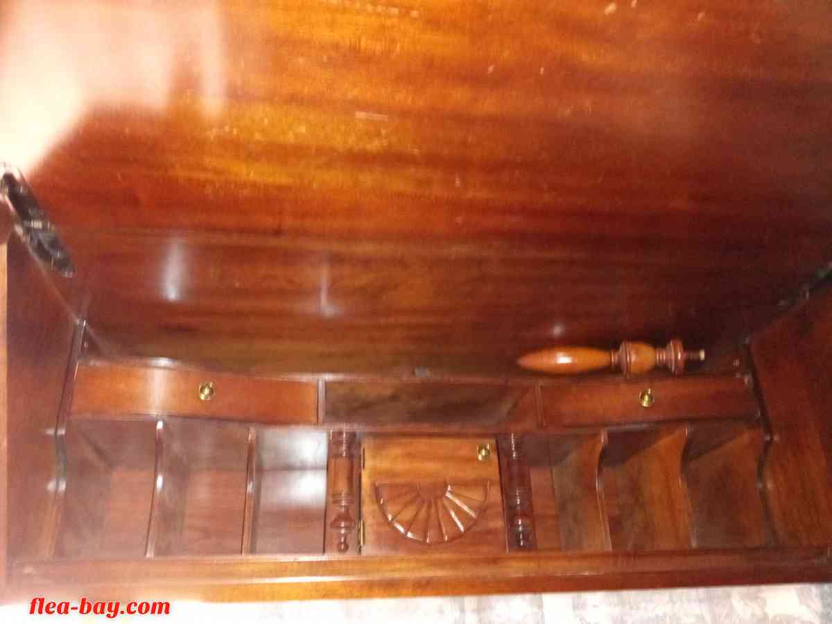 vintage brown wood secretary desk with hutchet - El Cajon, California - FleaMarketBay