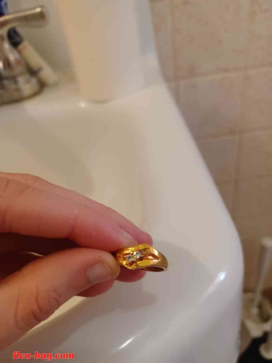 this is a brand new ring