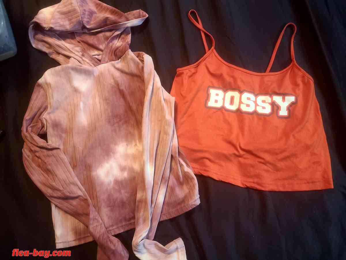 2 junior girl's crop tops